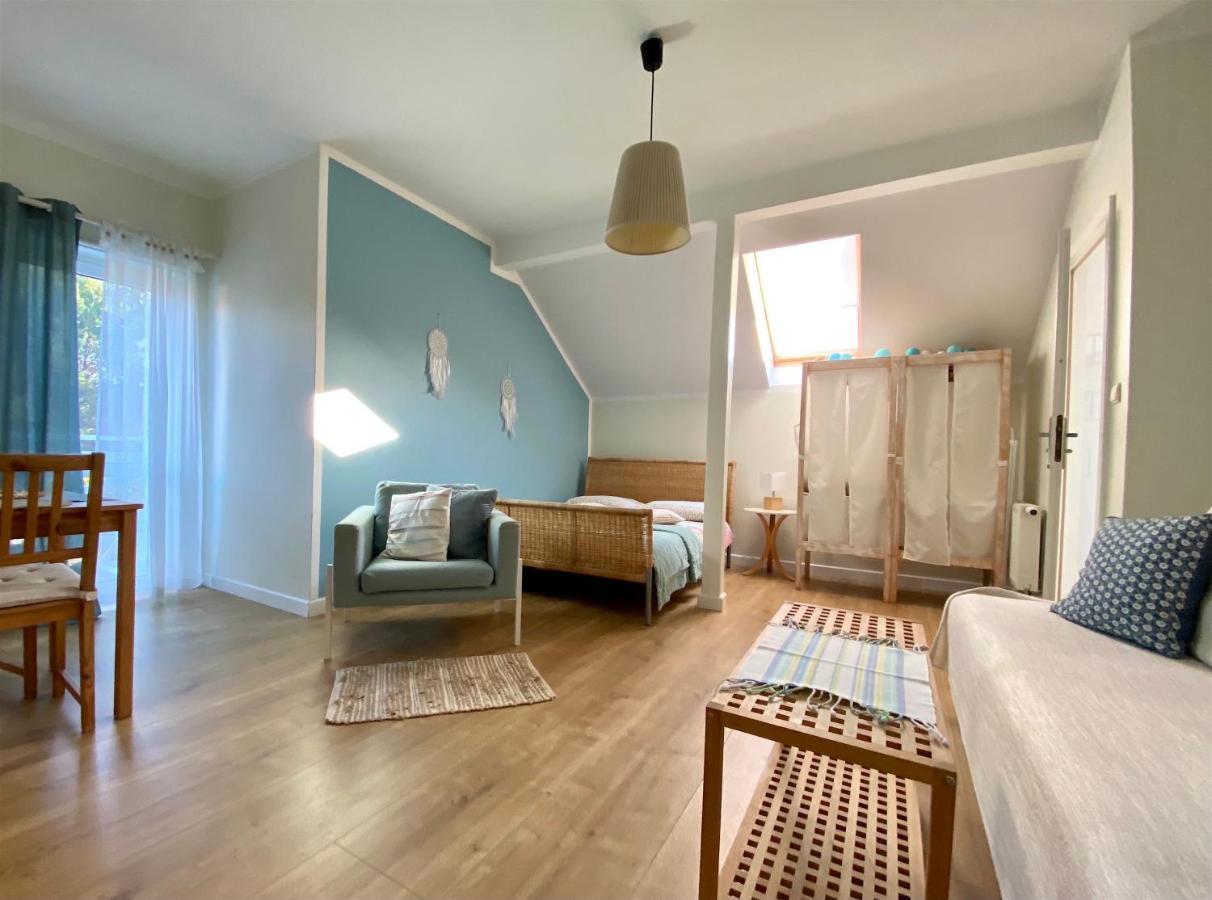 Szary Domek Apartamenty Stolpmünde Exterior foto