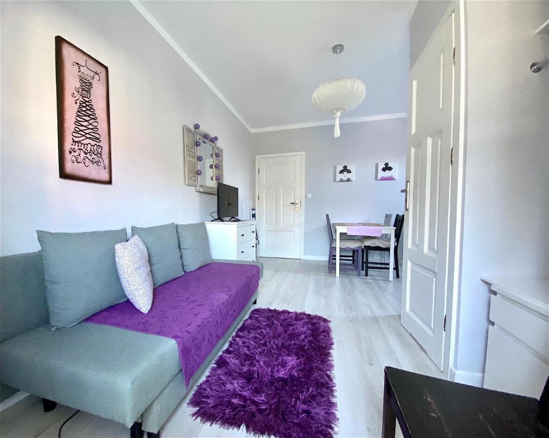 Szary Domek Apartamenty Stolpmünde Exterior foto