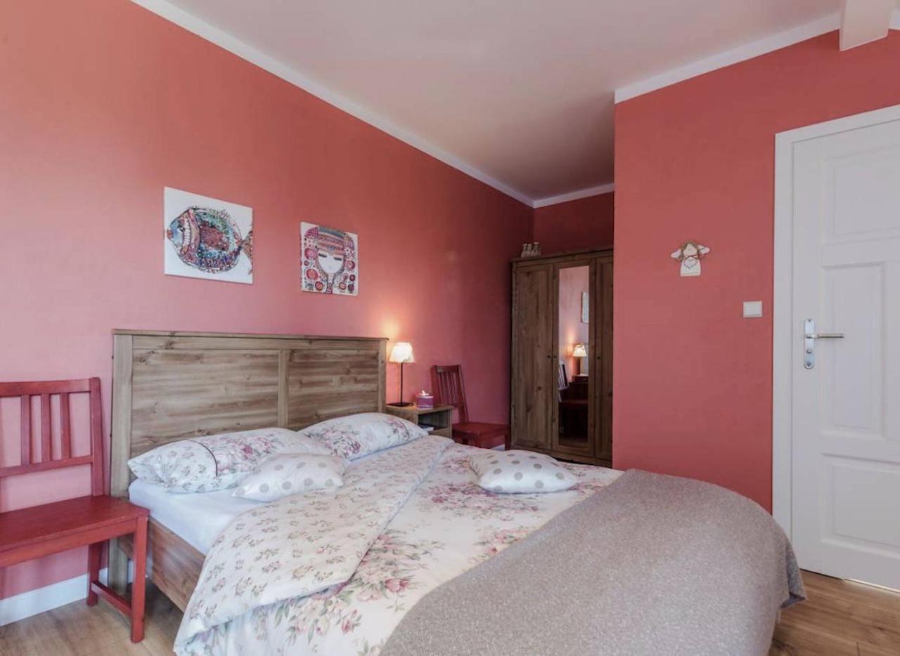 Szary Domek Apartamenty Stolpmünde Exterior foto